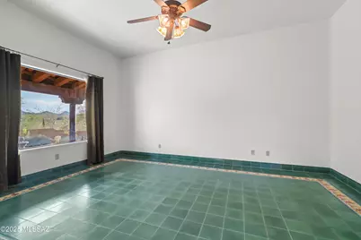 5480 W Sharpshooter Court, Tucson, AZ 85743 - Photo 13