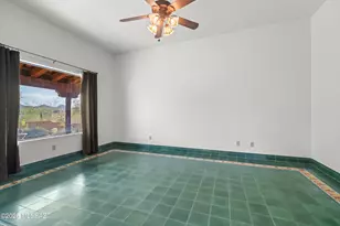 5480 W Sharpshooter Ct, Tucson, AZ 85743 - Photo 13