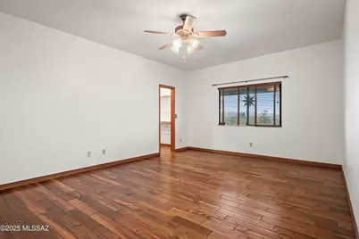 5480 W Sharpshooter Court, Tucson, AZ 85743 - Photo 35