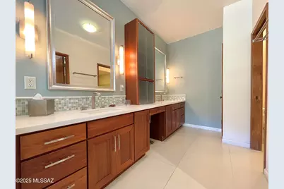 1979 E Campbell Terrace, Tucson, AZ 85718 - Photo 27