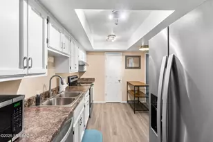 880 S Ciudad Cir, Tucson, AZ 85710 - Photo 19