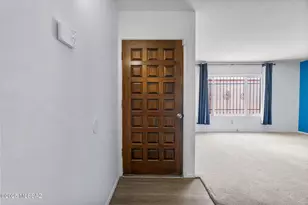 880 S Ciudad Cir, Tucson, AZ 85710 - Photo 9