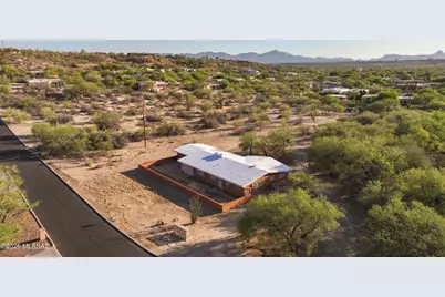 9745 N Calle Loma Linda, Oro Valley, AZ 85737 - Photo 13