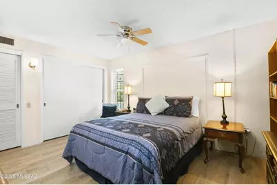 100 W Calle Del Ano, Green Valley, AZ 85614 - Photo 11