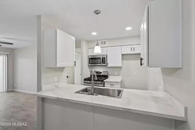 840 S Langley Avenue #101, Tucson, AZ 85710 - Photo 13