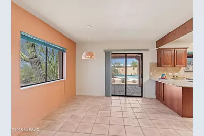 6401 N Camino Padre Isidoro, Tucson, AZ 85718 - Photo 17