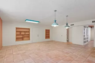 6401 N Camino Padre Isidoro, Tucson, AZ 85718 - Photo 23