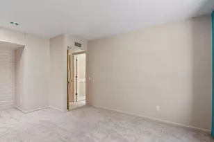 6401 N Camino Padre Isidoro, Tucson, AZ 85718 - Photo 35