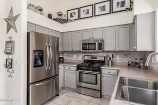 60196 E Crestview Ct, Tucson, AZ 85739 - Photo 11