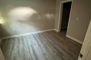 1385 E Hedrick Dr, Tucson, AZ 85719 - Photo 7