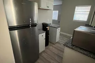 1385 E Hedrick Dr, Tucson, AZ 85719 - Photo 5