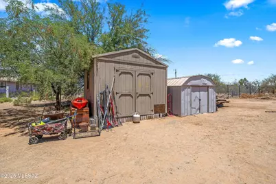 6420 N Sanders Road, Tucson, AZ 85743 - Photo 33