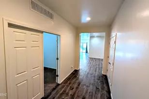 21511 E Prospector Pl, Red Rock, AZ 85145 - Photo 5