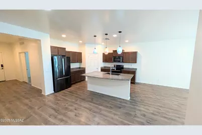 21511 E Prospector Place, Red Rock, AZ 85145 - Photo 13