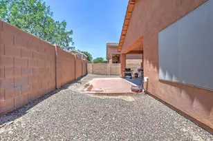 70 E Calle Vivaz, Green Valley, AZ 85614 - Photo 15
