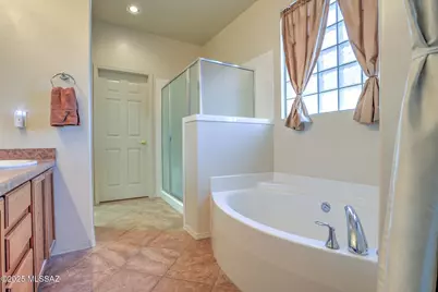 70 E Calle Vivaz, Green Valley, AZ 85614 - Photo 21