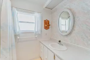 10675 N Kilimanjaro Ave, Tucson, AZ 85737 - Photo 19