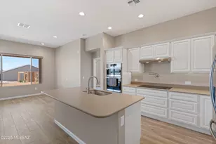 61935 E Skyview Way, Oracle, AZ 85623 - Photo 9