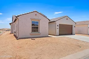 61935 E Skyview Way, Oracle, AZ 85623 - Photo 3