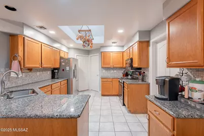 1735 W Placita Sin Parada, Sahuarita, AZ 85629 - Photo 13