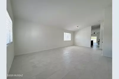 7912 S Lennox Lane, Tucson, AZ 85747 - Photo 3