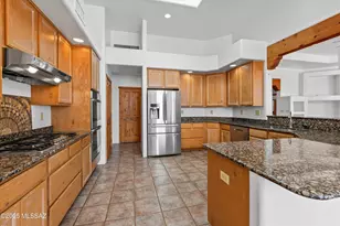 6200 N Abington Rd, Tucson, AZ 85743 - Photo 13