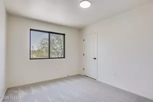 9305 S Vicki Dr, Tucson, AZ 85736 - Photo 21