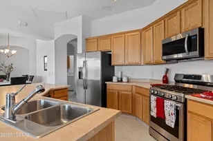 13879 N Big Wash Overlook Pl Pl, Oro Valley, AZ 85739 - Photo 13