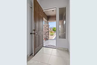 13879 N Big Wash Overlook Place Place, Oro Valley, AZ 85739 - Photo 5