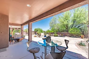 2048 W Cactus Run Dr, Green Valley, AZ 85622 - Photo 13