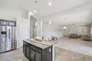 8754 W Denstone Rd, Marana, AZ 85653 - Photo 5