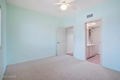 1044 W Camino Del Desierto, Green Valley, AZ 85614 - Photo 21