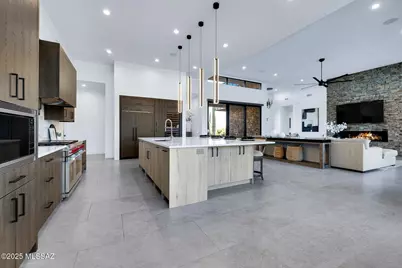 1704 E Sanctuary Cove Way, Tucson, AZ 85718 - Photo 17