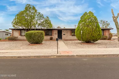 5261 E Rosewood Street, Tucson, AZ 85711 - Photo 1