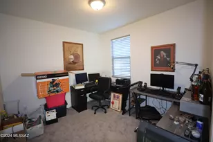 7976 S Golden Bell Dr, Tucson, AZ 85747 - Photo 11