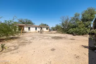 215 E 26th St, Tucson, AZ 85713 - Photo 9