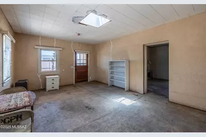 215 E 26th Street, Tucson, AZ 85713 - Photo 11