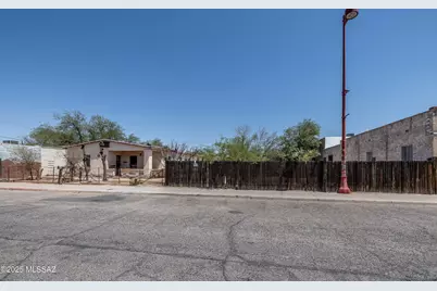 215 E 26th Street, Tucson, AZ 85713 - Photo 5