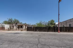 215 E 26th St, Tucson, AZ 85713 - Photo 5