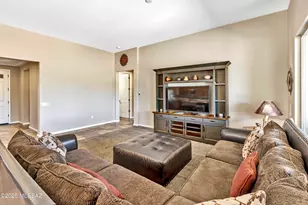 31301 S Hildogo Dr, Oracle, AZ 85623 - Photo 7