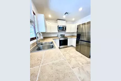 2864 N Xochipilli Drive, Tucson, AZ 85745 - Photo 7