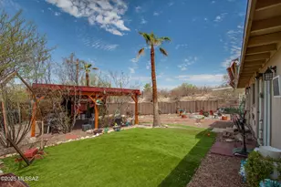131 E Cambridge Dr, Tucson, AZ 85704 - Photo 3