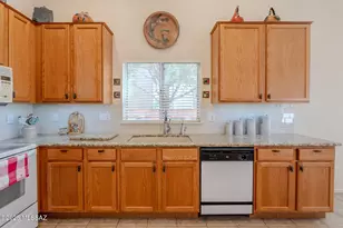 1916 E Cliff Swallow Trail, Green Valley, AZ 85614 - Photo 15