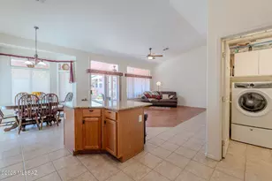 1916 E Cliff Swallow Trail, Green Valley, AZ 85614 - Photo 13