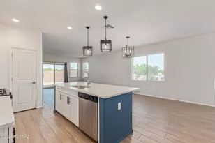 304 S Willow Wick Dr, Sahuarita, AZ 85629 - Photo 13