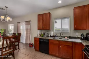 6297 S Iron Brand Dr, Tucson, AZ 85757 - Photo 11