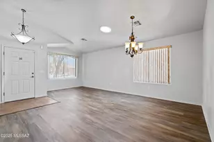 12672 N Golden Jubilee Dr, Marana, AZ 85653 - Photo 9