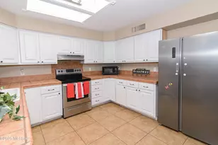 6759 E Hawk Dr, Tucson, AZ 85730 - Photo 21