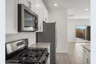 9816 N Solstice Avenue, Tucson, AZ 85743 - Photo 9