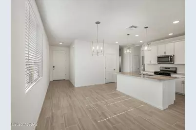 9816 N Solstice Avenue, Tucson, AZ 85743 - Photo 11